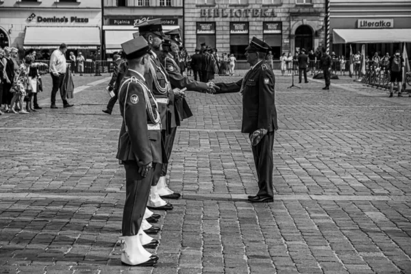Wojewódzkie Obchody Święta Policji w Szczecinie. Policjanci świętowali 107. rocznicę powołania Policji Państwowej