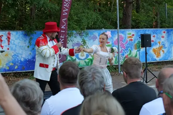 Operetkowa Podróż w Gminie Darłowo: za nami pierwszy etap, przed nami koncert w Dąbkach