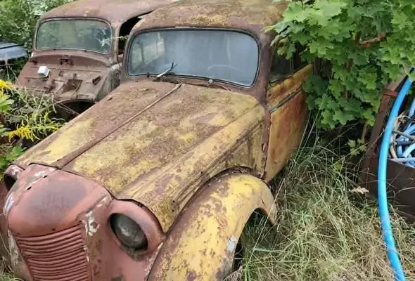 Moskwicz 400 wraca do życia – rekonstrukcja historycznej motoryzacji w Malechowie