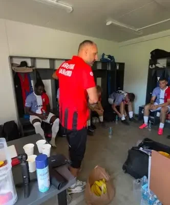 Pewne zwycięstwo w Wierzchowie: hat-trick Stankiewicza i czwarty gol Dydyny