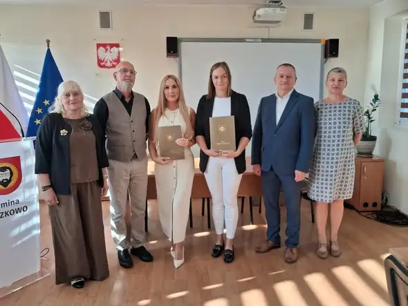 Nauczycielki z Kiszkowa i Sławna otrzymały awans na nauczyciela mianowanego