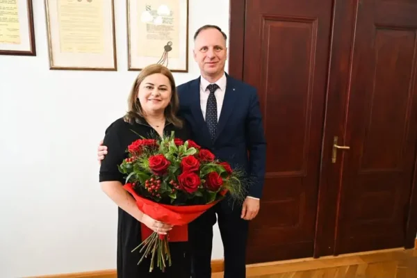 Aneta Świątek pozostanie dyrektorem SP nr 2 w Sławnie na kolejną kadencję