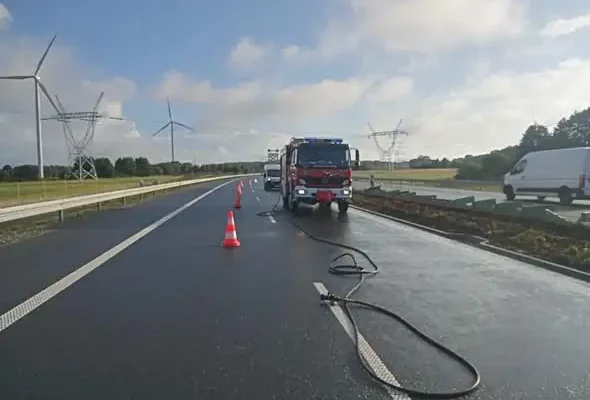 Kolizja na S6 pod Malechowem. Interweniowali strażacy z OSP