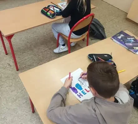 Europejski Dzień Języków Obcych w szkole – quiz, plakaty i transmisja na żywo